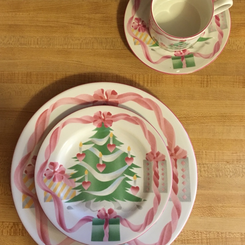 Sango 4829 Christmas Place Settings